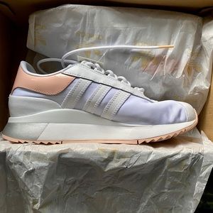 Adidas white & pink brand new size 7.5 sneakers
